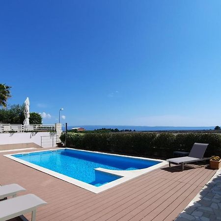 Sea View- Spacious Apartment With Shared Pool سبليت المظهر الخارجي الصورة
