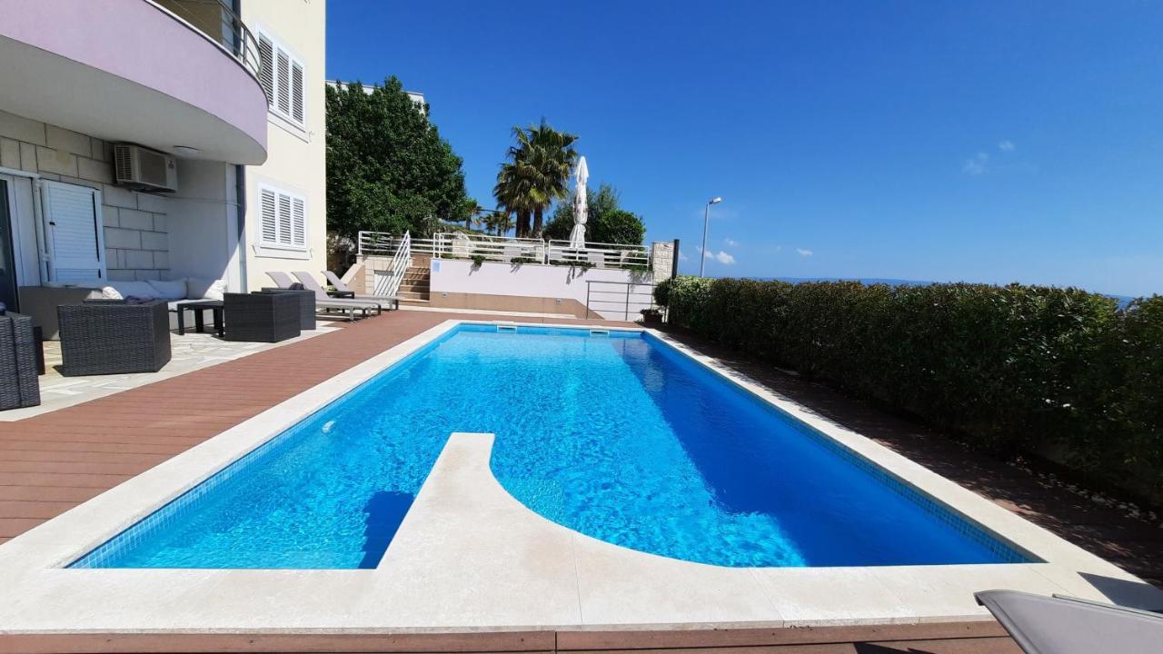 Sea View- Spacious Apartment With Shared Pool سبليت المظهر الخارجي الصورة